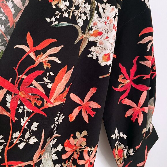 Mango Wrap Top NWOT - Floral Print Size S - Picture 3 of 4